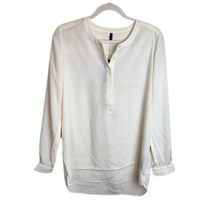 NWT NYDJ Long Sleeve 3/4 Button Down Blouse in VANILLA